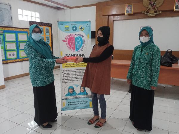 Peke (pkk berbagi kepada sesama )